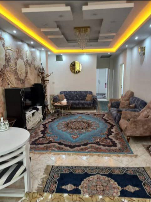 تصویر پذیرایی واحد آپارتمان در شهرستان ملارد ، استان تهران و منطقه اندیشه و فاز 1