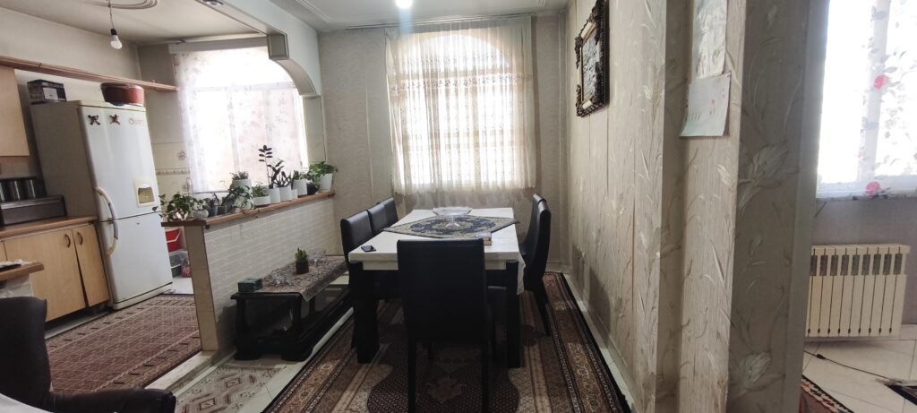 فروش آپارتمان ۸۱ متری دو خوابه در دروازه شمیران تهران